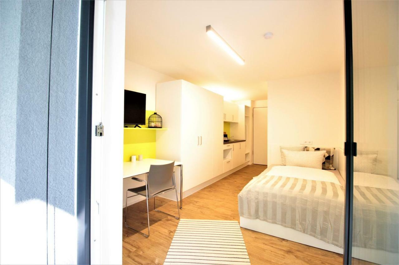 Studio Apartment - Balcony, Netflix, University Hospital Proximity Würzburg Exterior foto