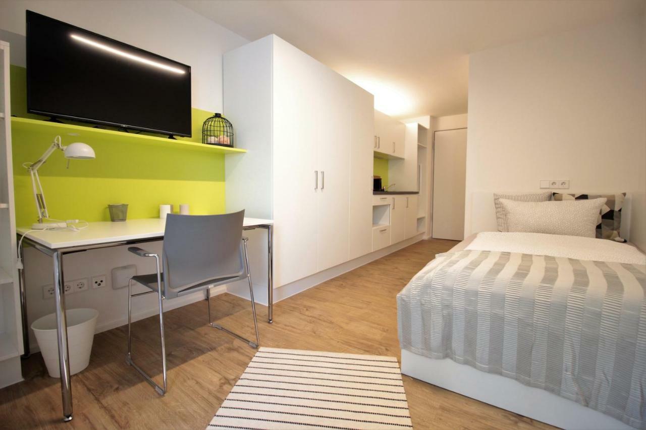 Studio Apartment - Balcony, Netflix, University Hospital Proximity Würzburg Exterior foto