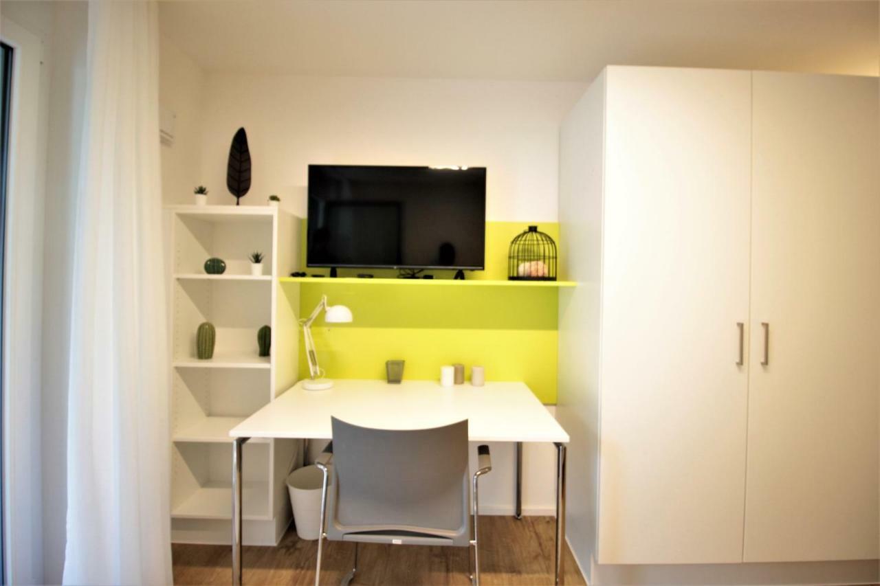 Studio Apartment - Balcony, Netflix, University Hospital Proximity Würzburg Exterior foto